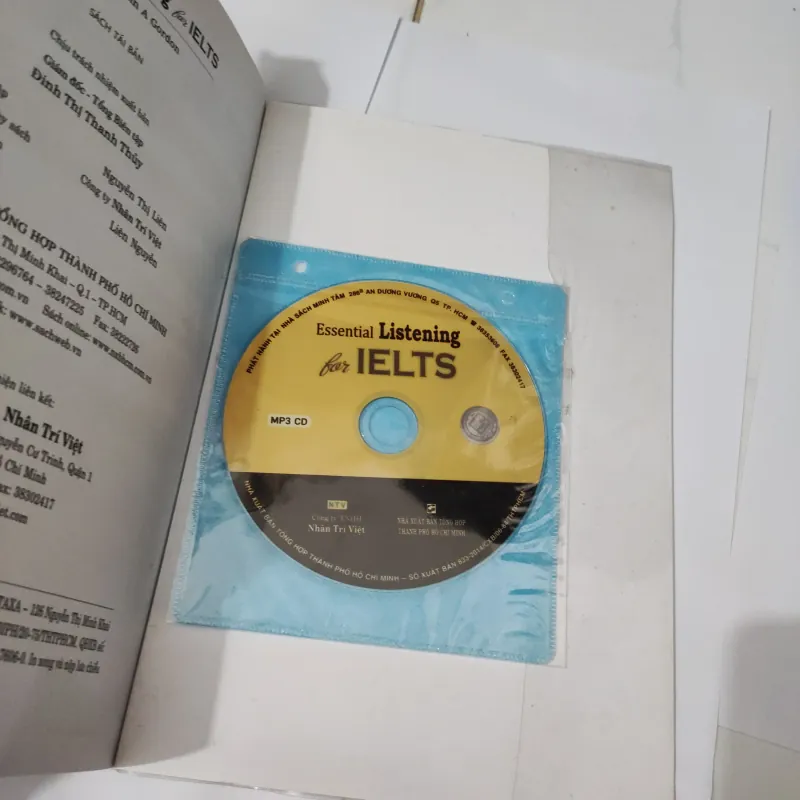 Essential Listening for IELTS (including CD) 1044599