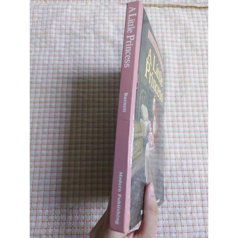 A LITTLE PRINCESS • Tác giả: Frances Hodgson Burnett (Bộ Treasury of Illustrated Classics) 782502
