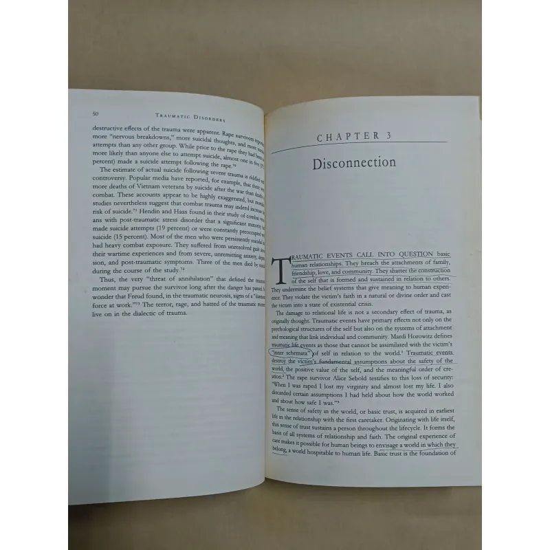 Trauma and Recovery - Judith Lewis Herman 973821