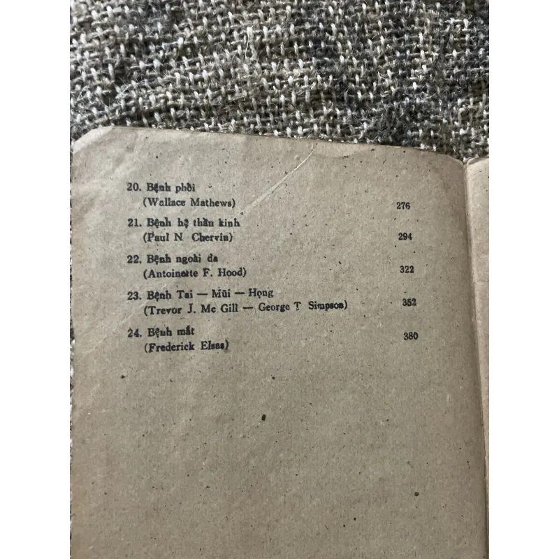 Sổ tay điều trị nhi khoa tập 2 - JOHN W. GRAEF, MD. & THOMAS E. CONE. Jr.. M.D. 1010009