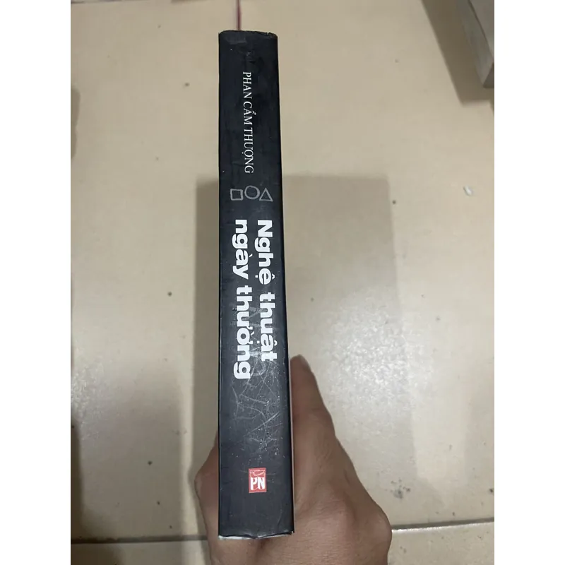 Nghệ thuật ngày thường - Phan Cẩm Thượng (c43) 718366