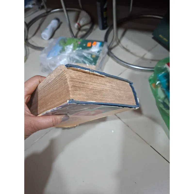 Tuyển tập thơ tình bốn phương 957758