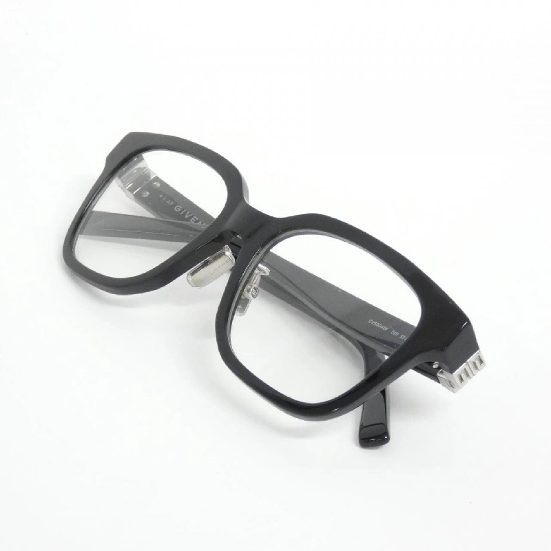 【Sản phẩm mới】Kính Givenchy 50040F 625558