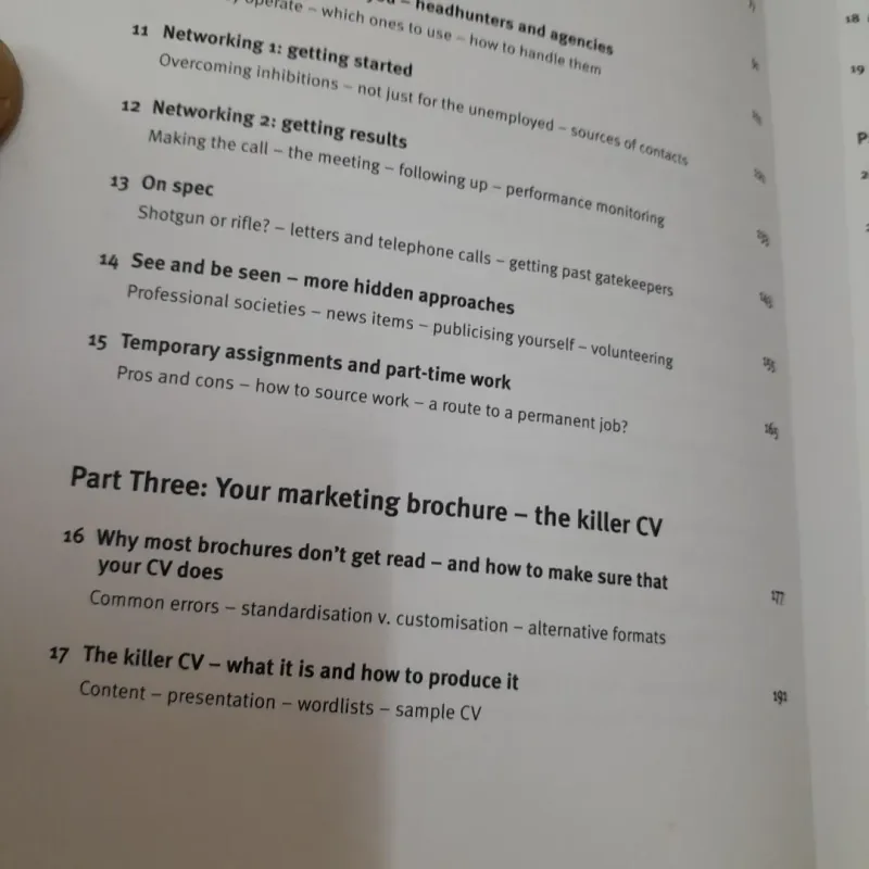 Sách ngoại Anh- Cẩm nang Săn việc- Killer CVs 2nd. Tg. Graham Perkins 786578