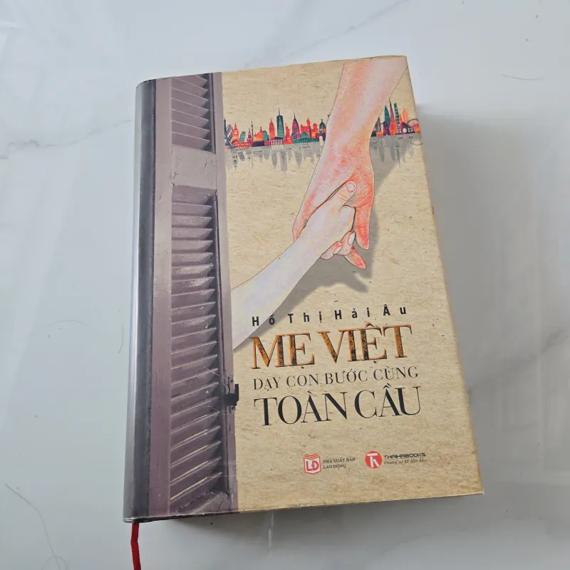 Mẹ Việt dạy con bước cùng toàn cầu  968637