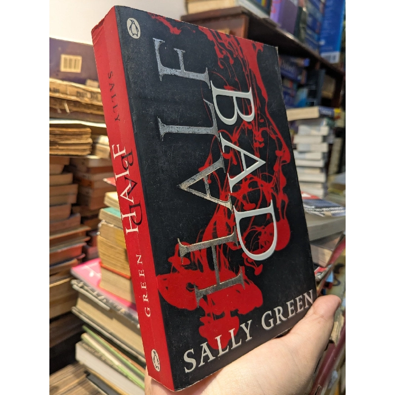 BAD HALF - Sally Green 973068