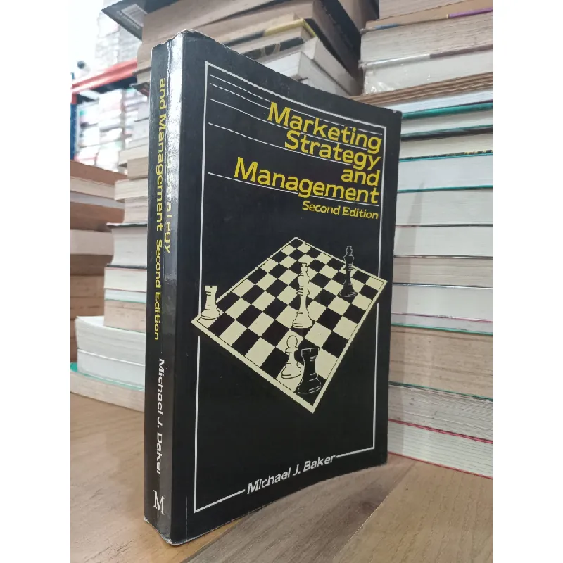 Marketing strategy and management - Michael J. Baker 716343