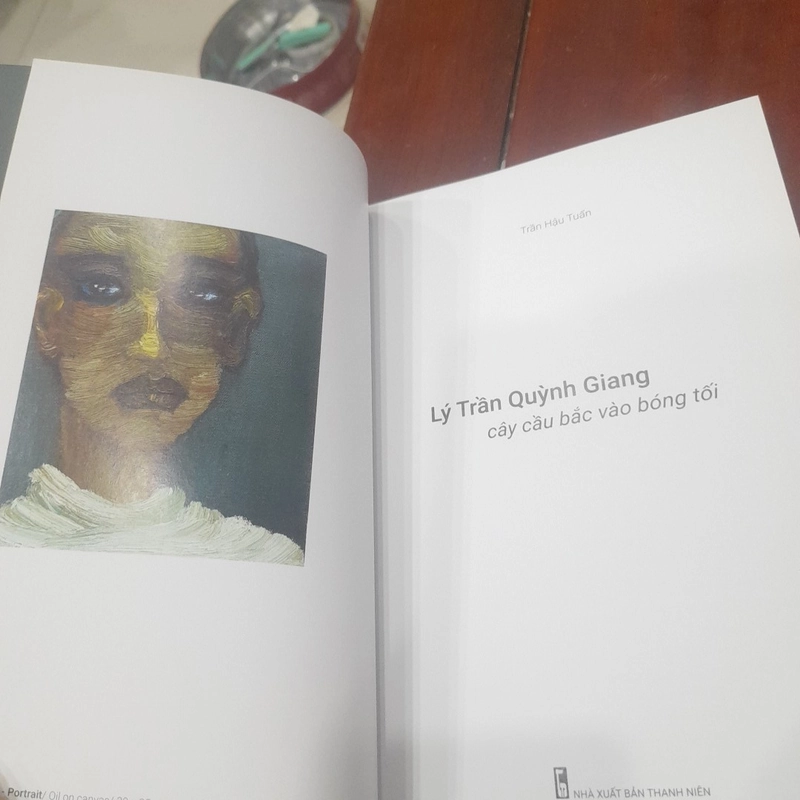 Trần Hậu Tuấn - LÝ TRẦN QUỲNH GIANG, cây cầu bắc vào bóng tối 475200