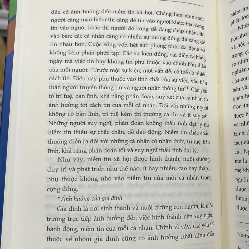 Niềm Tin Xã Hội 996496