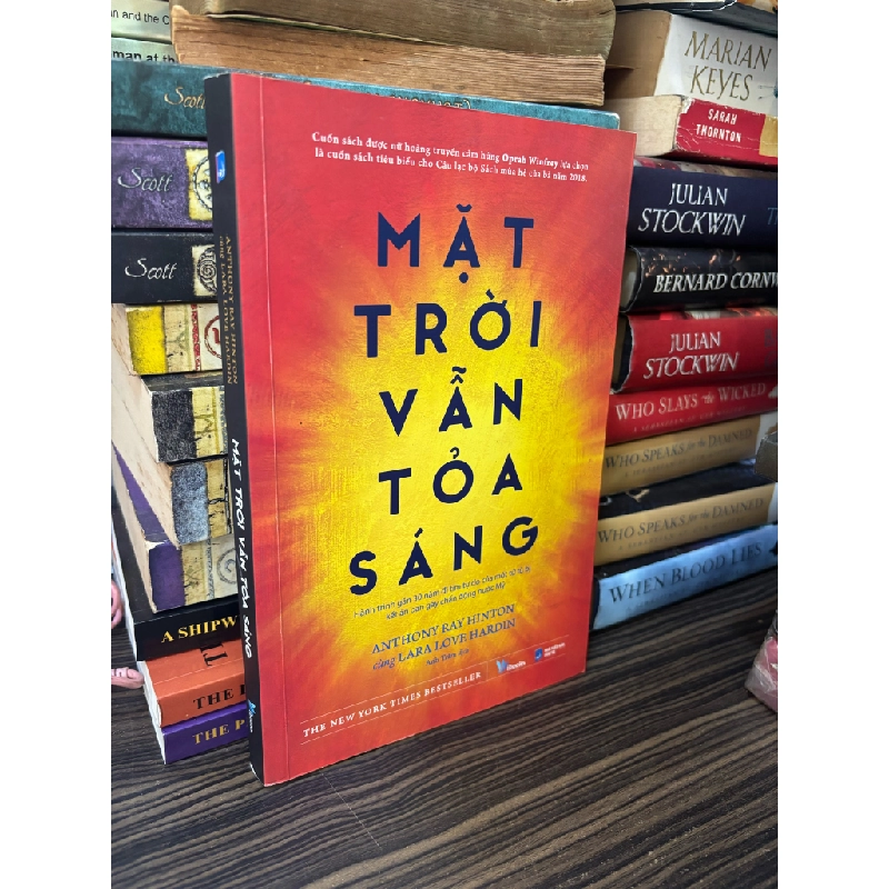 Mặt trời vẫn tỏa sáng - Anthony Ray Hinton, Lara Love Hardin 354592