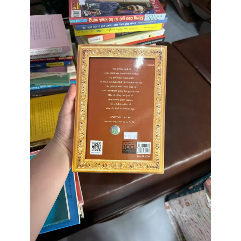 LUẬT HẤP DẪN – BÍ MẬT TỐI CAO- K4 1028165