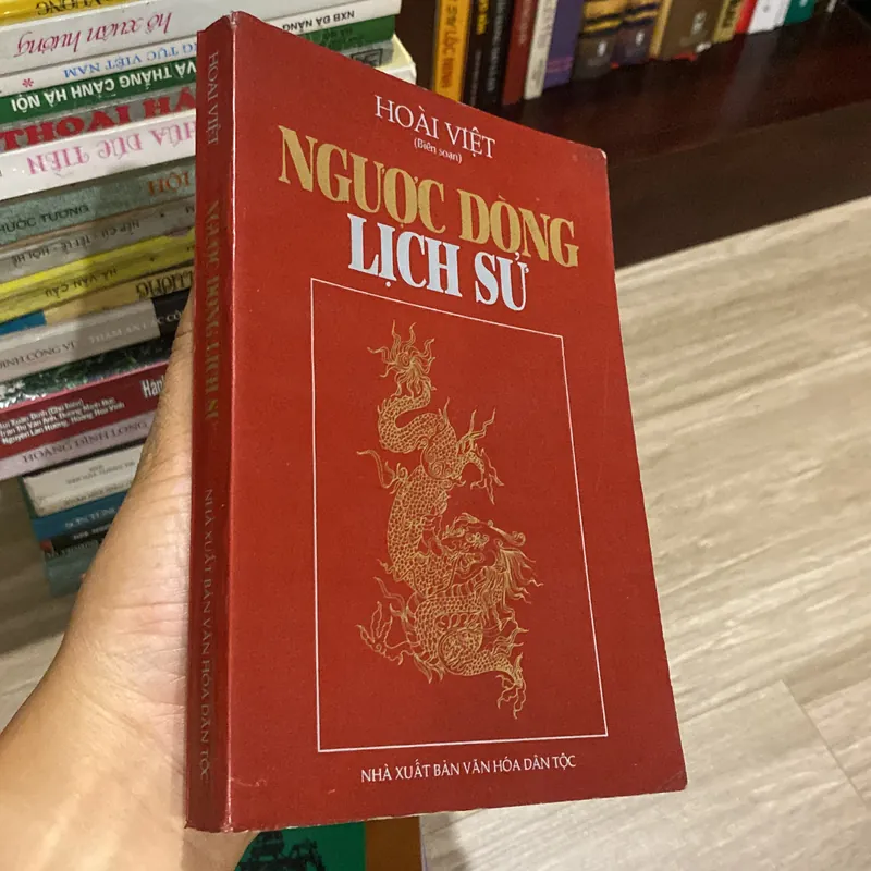 NGƯỢC DÒNG LỊCH SỬ (XB 1998) 567823