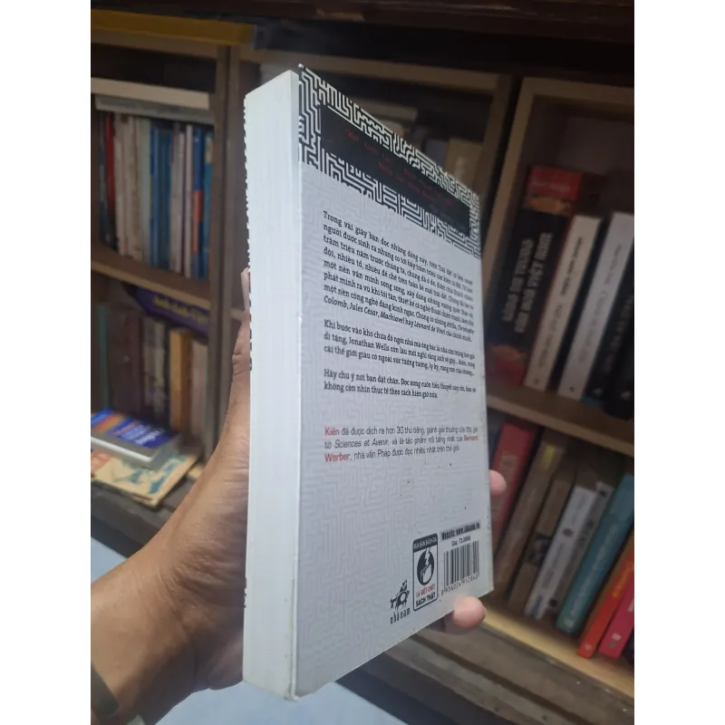 Sách Kiến - The #1 Bestseller của Leonard Weber 795966