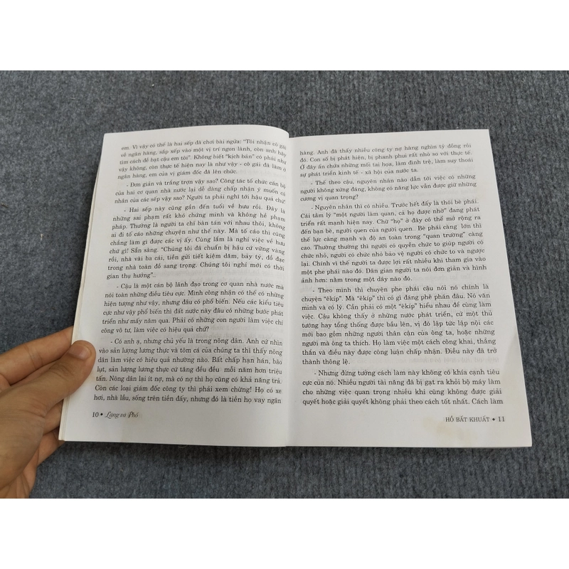 LÀNG VÀ PHỐ - HỒ BẤT KHUẤT 469841