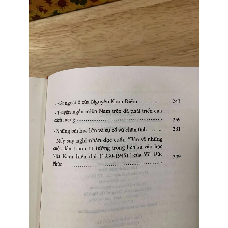 Hà Minh Đức - Hiện Thực Cách Mạng Và Sáng Tạo Thi Ca 542662