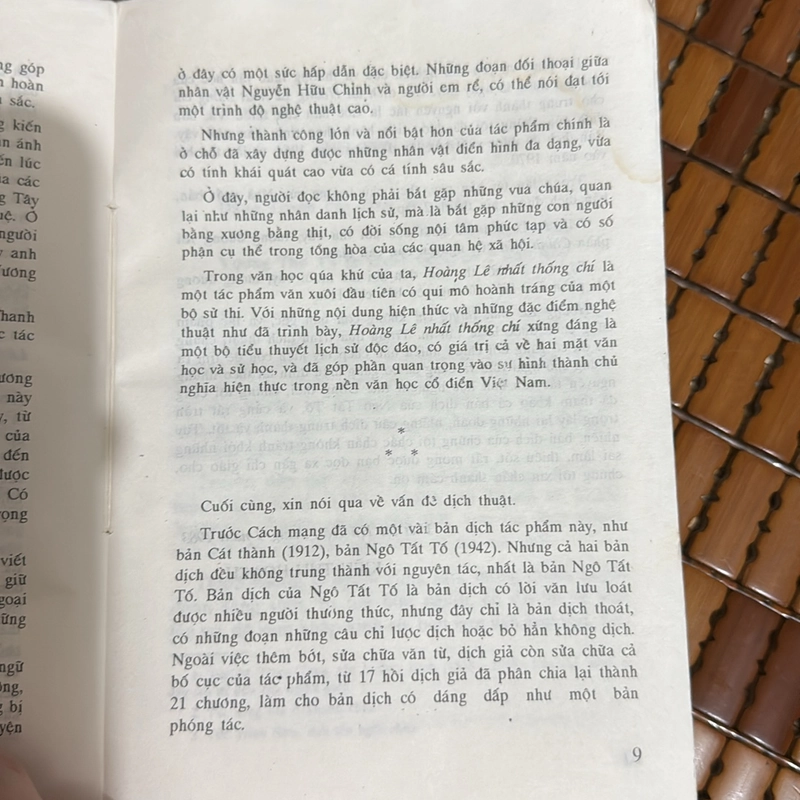 Hoàng Lê Nhất Thống Chí - Ngô agia Văn Phái 521759