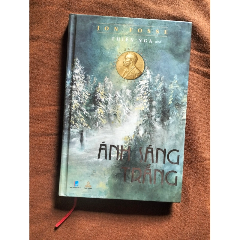 Tiểu thuyết "Ánh Sáng Trắng" – Jon Fosse, sách cũ còn mới 95% 442020