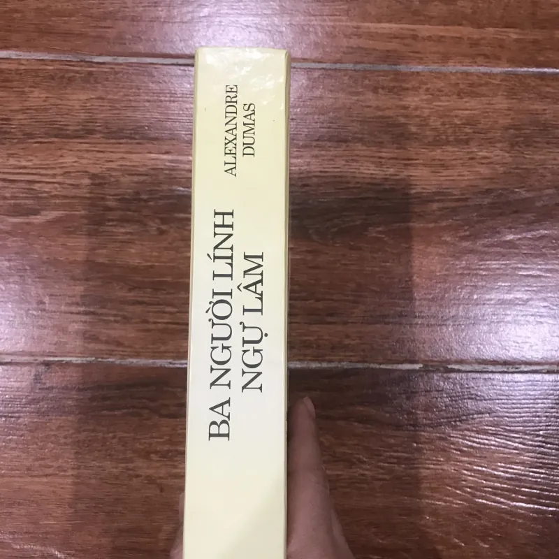 Ba người lính ngự lâm  (k3)  798847