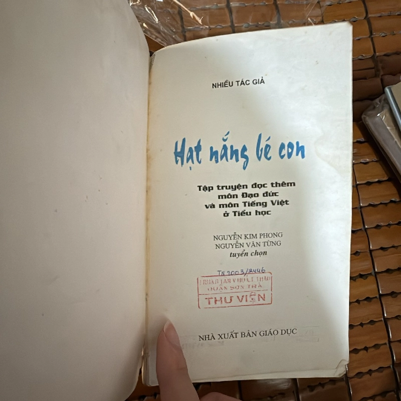 Hạt nắng bé con 447379
