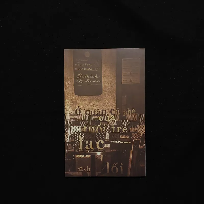 [Sách Cũ] Ở Quán Cà Phê Của Tuổi Trẻ Lạc Lối 601470