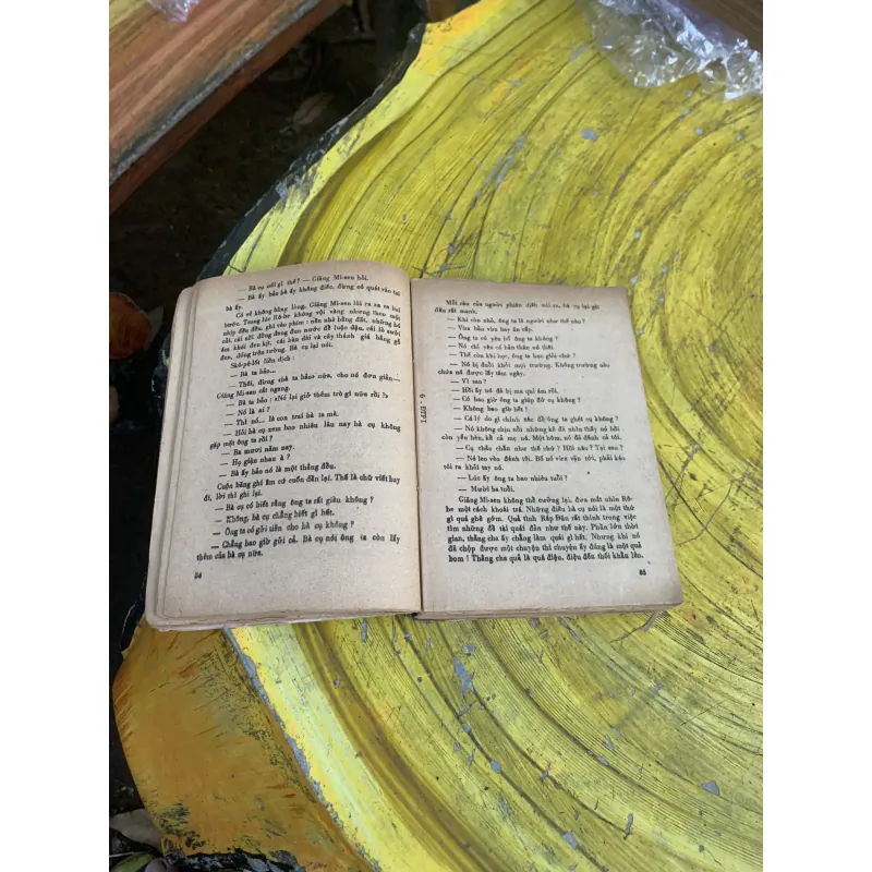 ĐỜI TỶ PHÚ BẢN BAO CẤP 746396