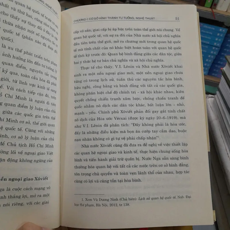 VẬN DỤNG SÁNG TẠO VÀ PHÁT TRIỂN TƯ TƯỞNG , NGHỆ THUẬT NGOẠI GIAO HỒ CHÍ MINH 706225