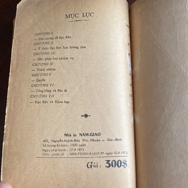 ĐẠO ĐỨC HỌC 12 ABCD (XB 1973) 477219