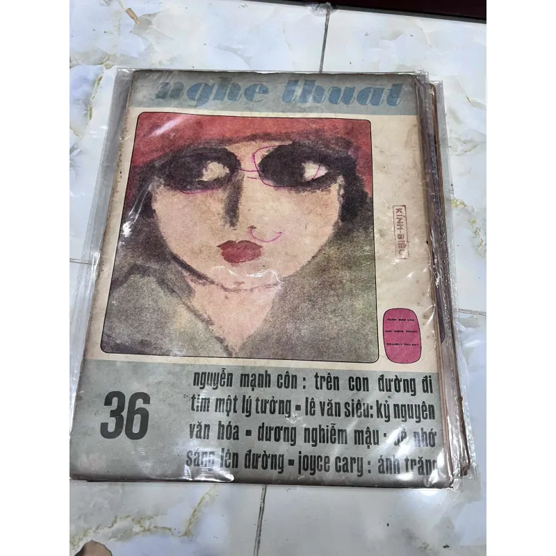 TUẦN BÁO NGHỆ THUẬT DO NHÀ VĂN MAI THẢO CHỦ TRƯƠNG 973076