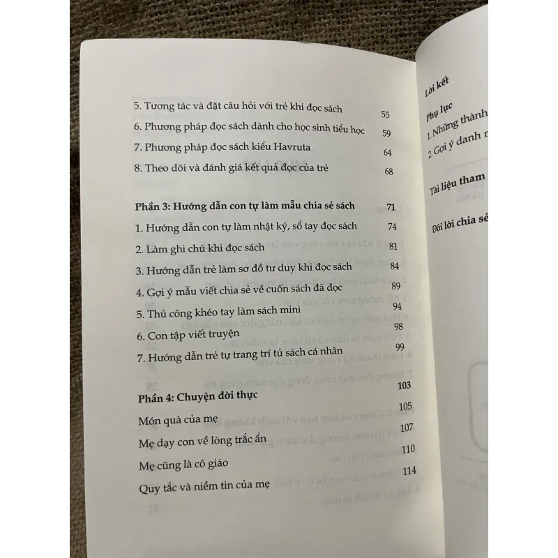 Cùng con làm bạn với sách - Hoàng Trọng Thủy 933267