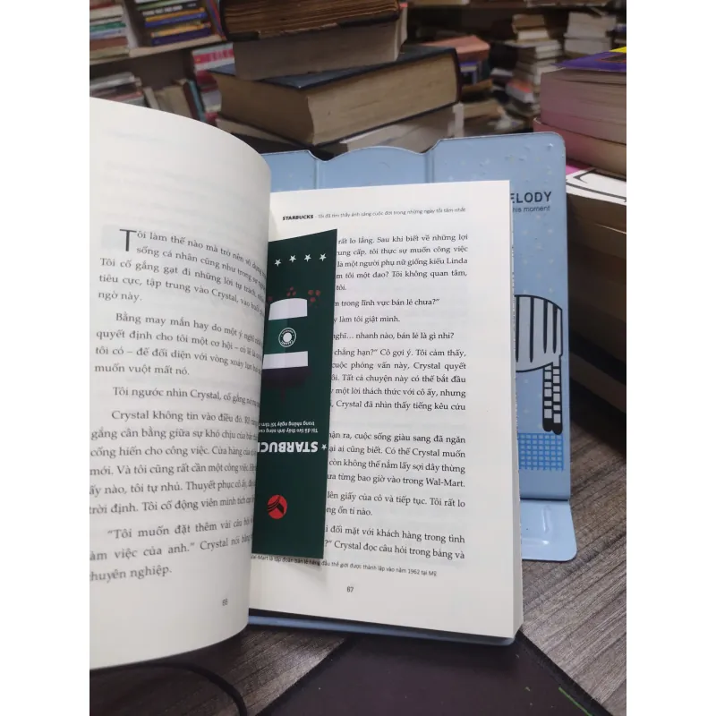 Sách: Starbucks - Tôi đã tìm thấy ánh sáng cuộc đời cho những ngày tối tăm nhất 603910