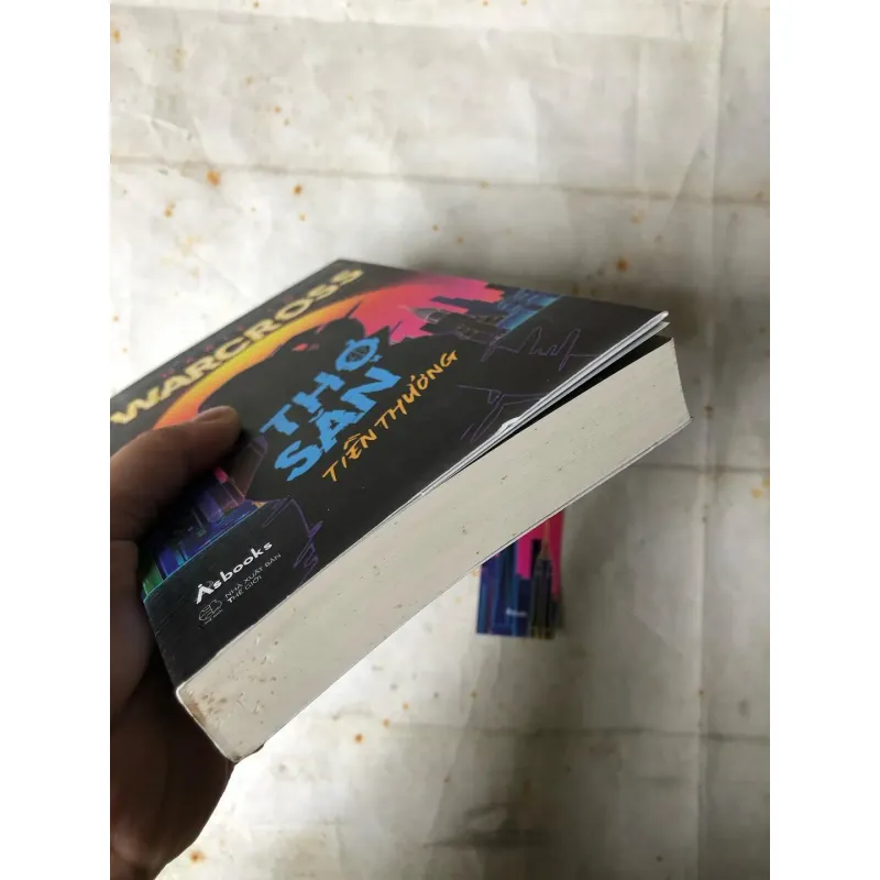 Warcross Thợ Săn Tiền Thưởng - Marie Lu 783055