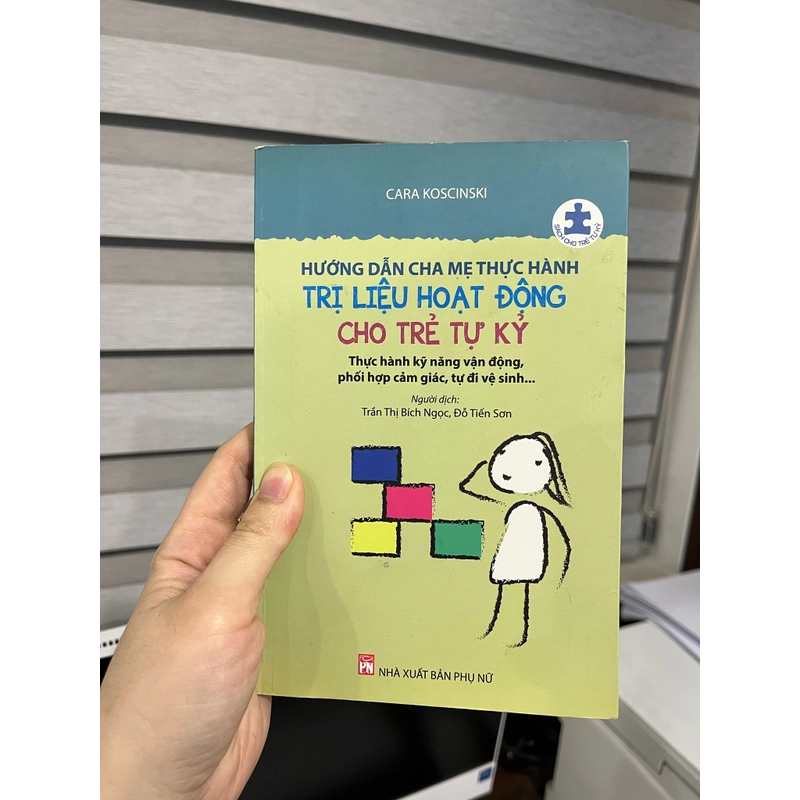 Sách Trị liệu hoạt động cho trẻ tự kỷ 384992