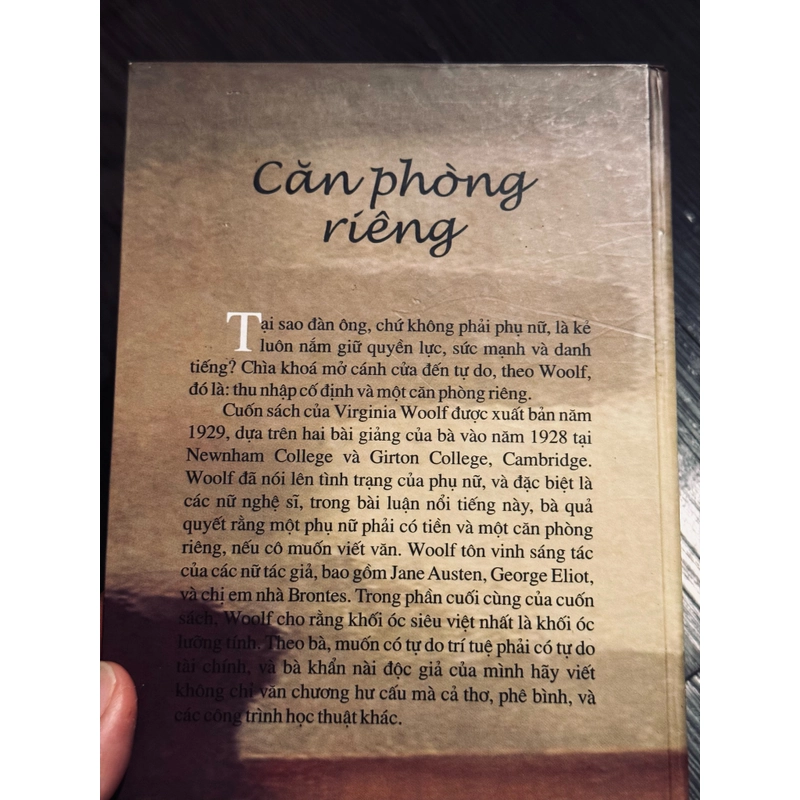 Căn phòng riêng (bìa cứng) 527360