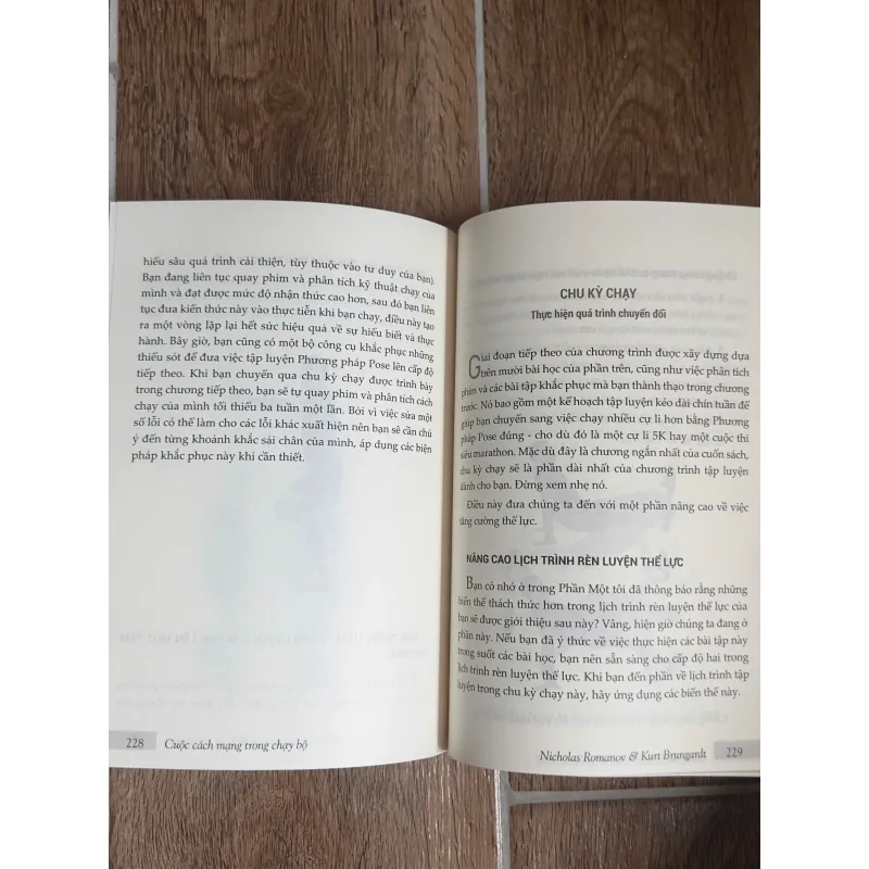 Cuộc Cách Mạng Trong Chạy Bộ - Kurt Brunagardt, Nicholas Romanov 737995