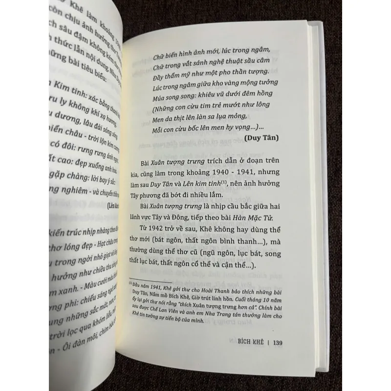 Bích Khê: Linh Hồn Trăng Bóng Nhan - Quách Tấn 928125