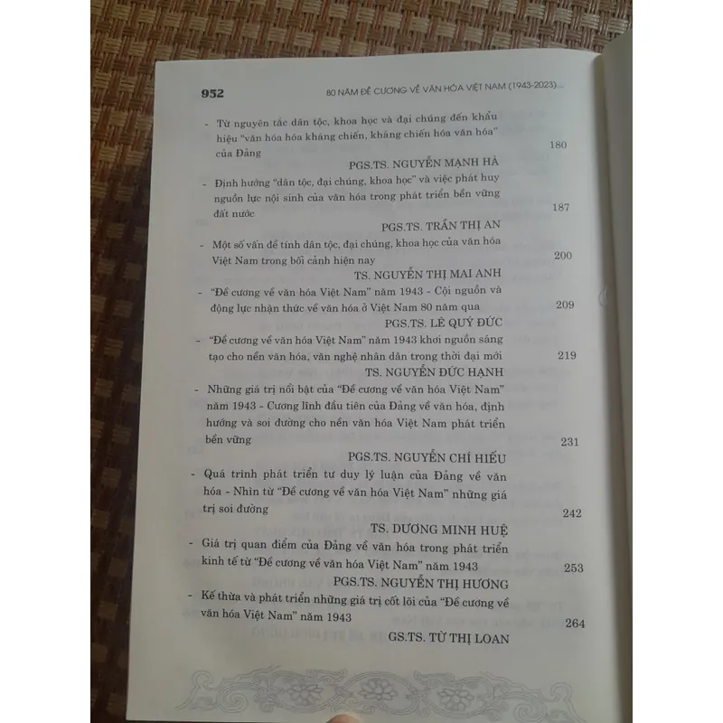 80 NĂM ĐỀ CƯƠNG VỀ VĂN HÓA VIỆT NAM 735358