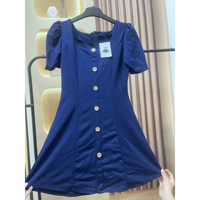 Váy cổ vuông A xoè  691019