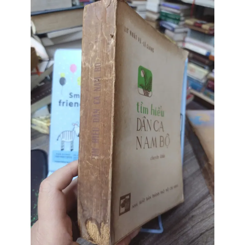 Sách: Tìm hiểu dân ca Nam Bộ  - Tác giả: Lư Nhất Vũ - Lê Giang (A3) 598459