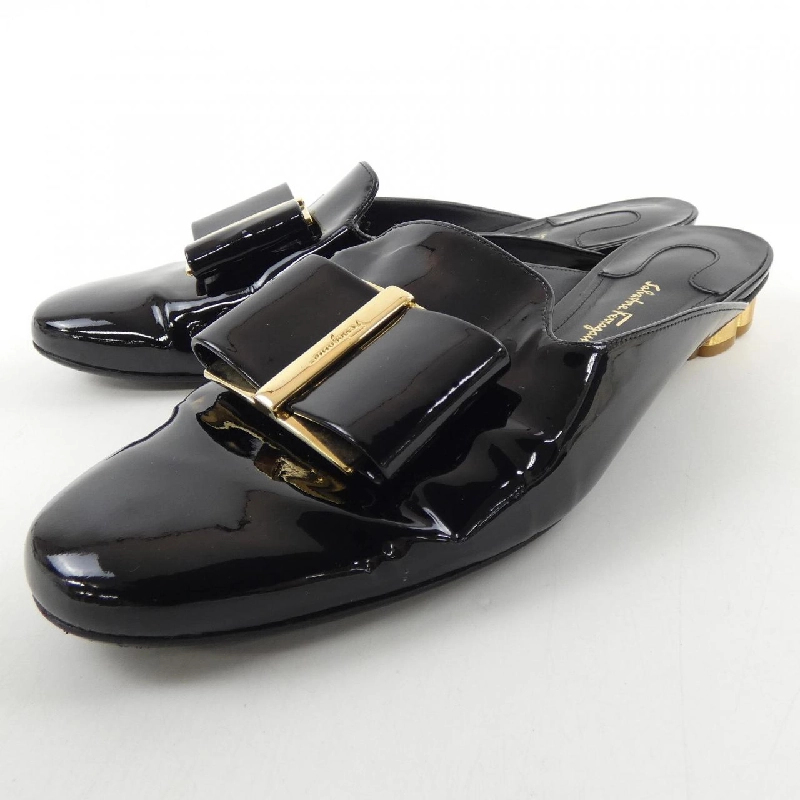 Giày SALVATORE FERRAGAMO - Hàng hiệu Authentic 828367