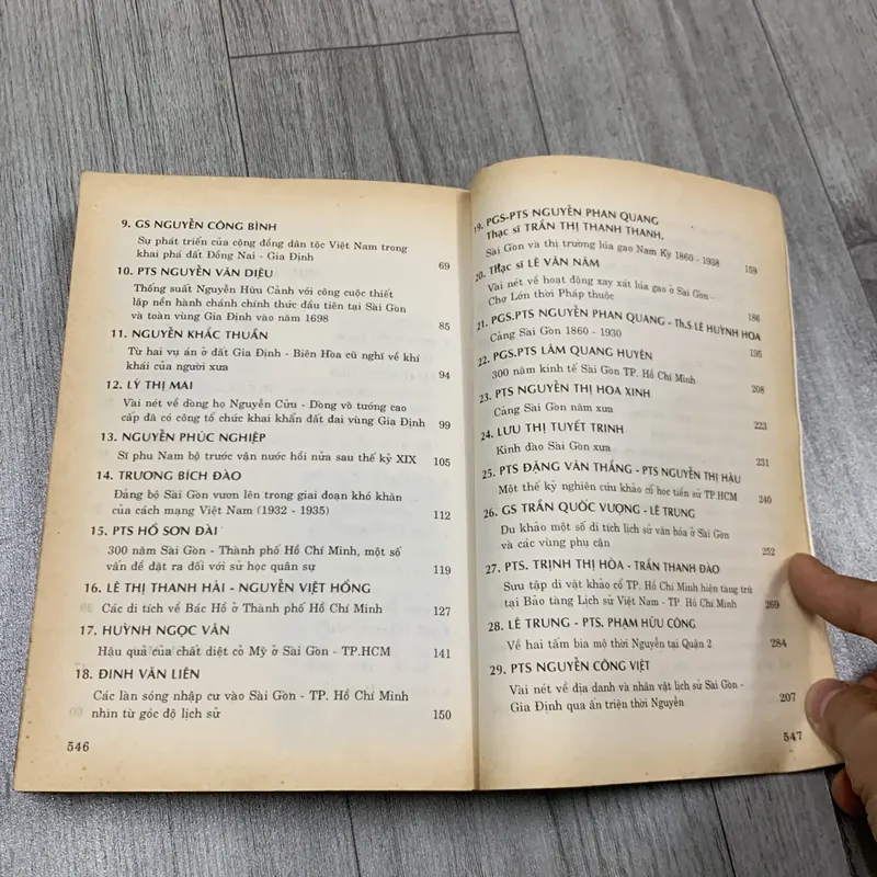 Góp phần tìm hiểu lịch sử văn hoá 300 năm sài gòn - tp hồ chí minh. 1b4 717859