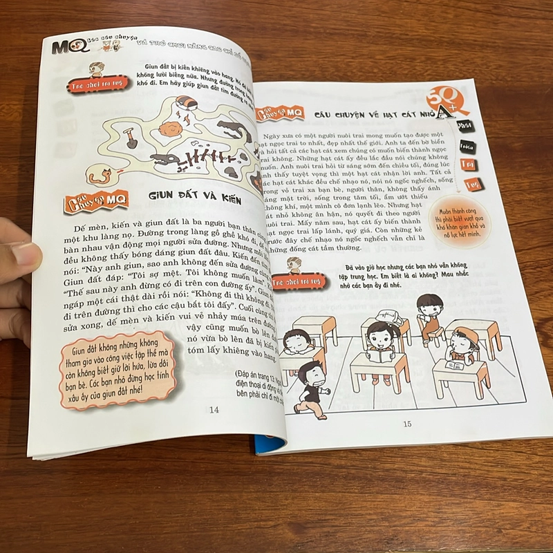 II Sách Thiếu Nhi: Các Câu Chuyện Và Trò Chơi Nâng Cao Chỉ Số Đạo Đức - 2010 497689