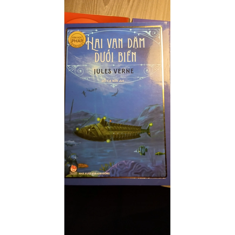 Hai vạn dặm dưới đáy biển 504594