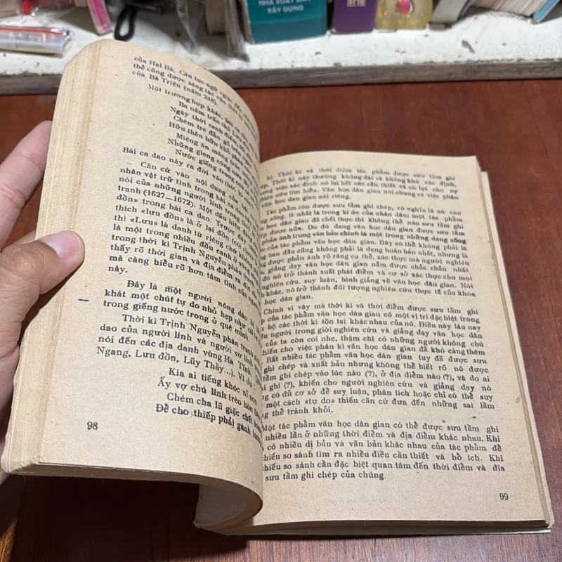 II Mấy Vấn Đề Phương Pháp Giảng Dạy, Nghiên Cứu Văn Học Dân Gian - Hoàng Tiến Tựu - 1983 1009757