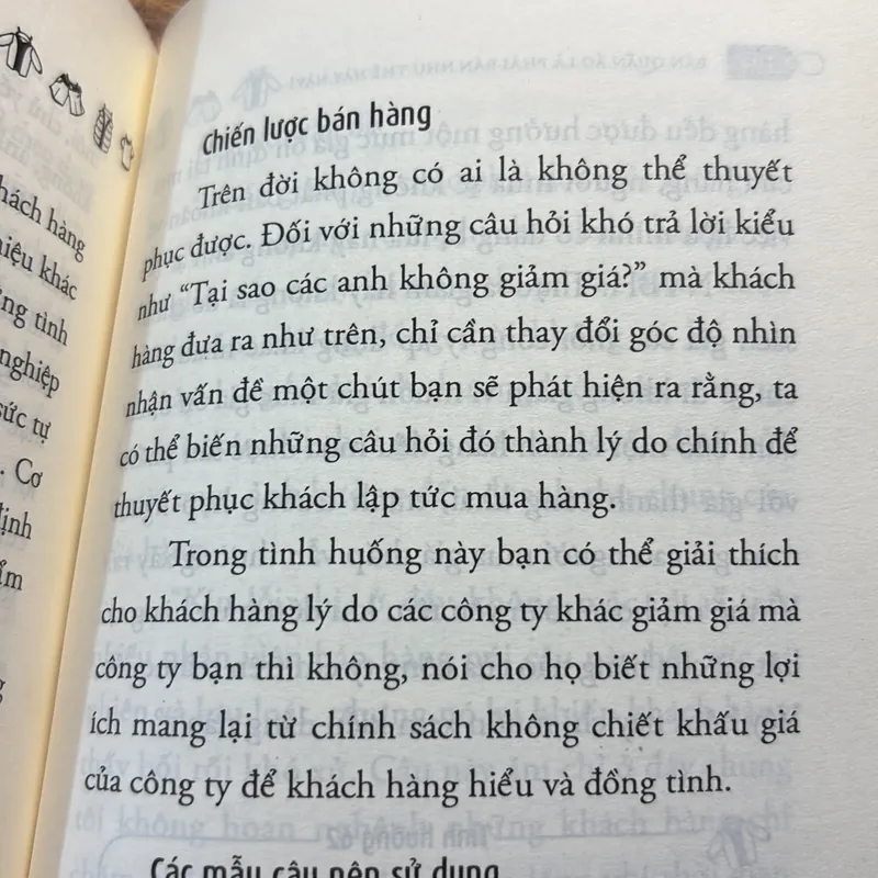 Bán Quần Áo Là Phải Bán Như Thế Này - Alpha Books 576780