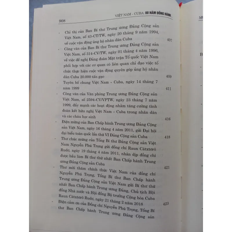 Sách: Việt Nam - Cuba 60 năm đồng hành  935358