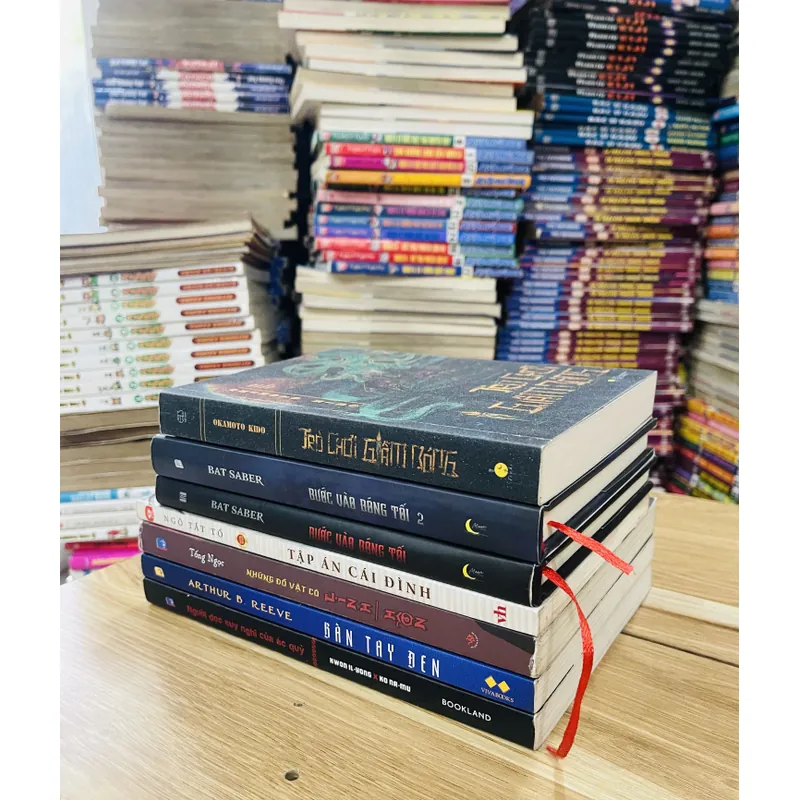 Lô sách trinh thám - kinh dị 707376