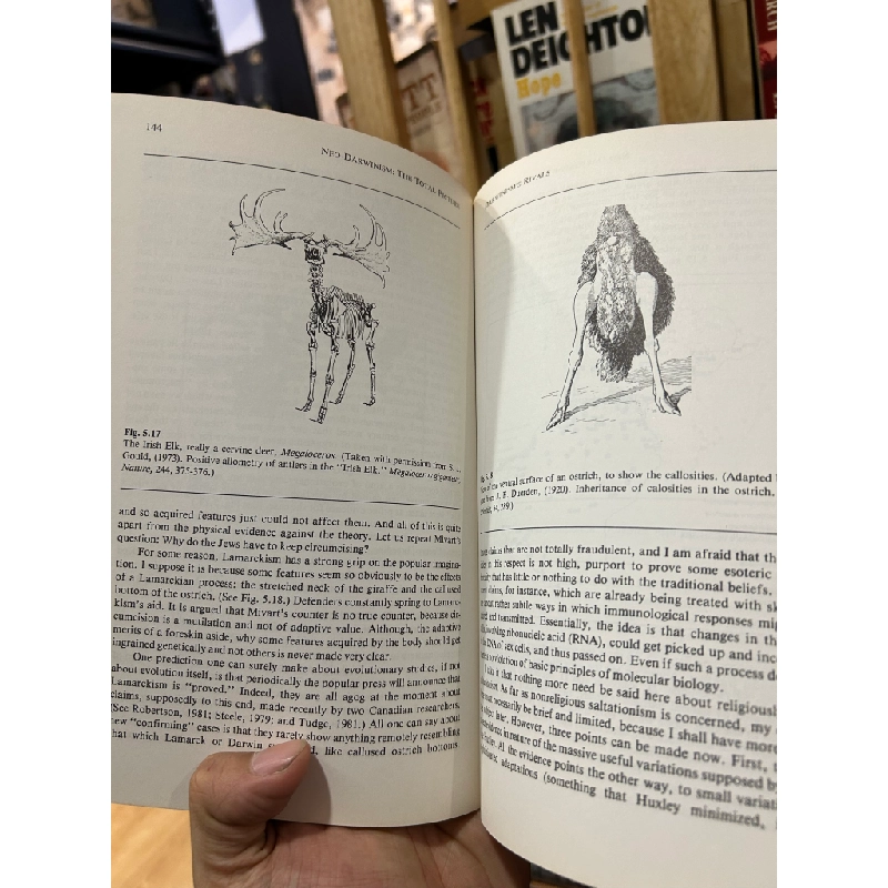 Darwinism Defended : A Guide to the evolution controversies - Michael Ruse 450261