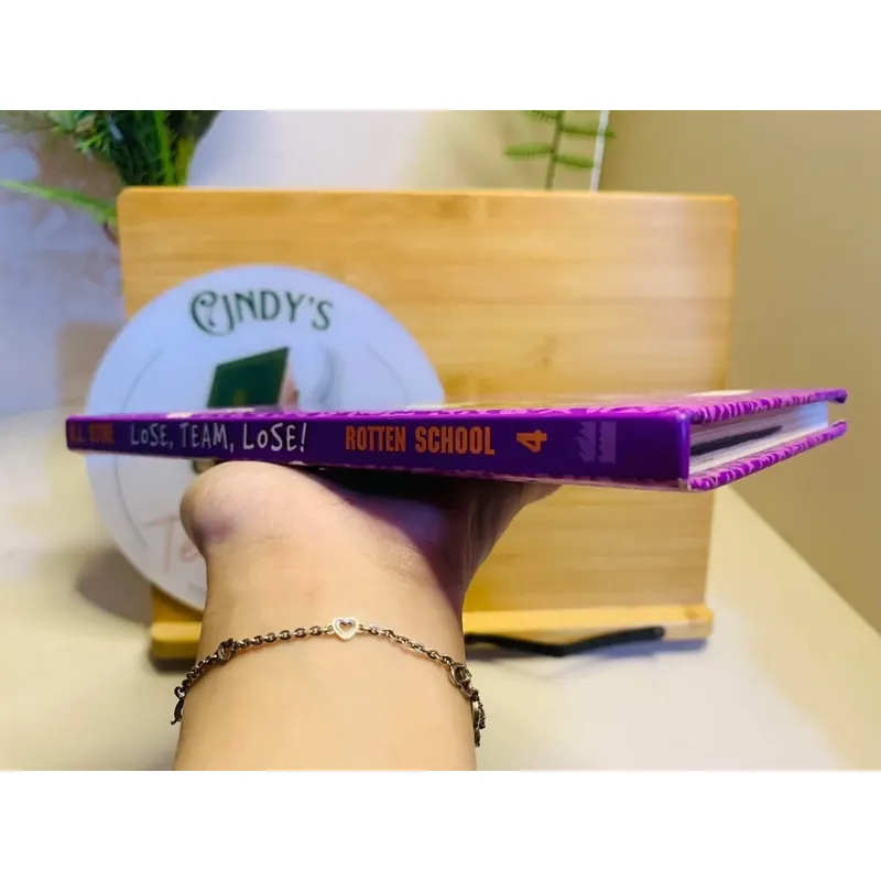 [Sách tiếng Anh 2hand] Like new 90% - 😂 Rotten School – R.L. Stine 🏫 731077