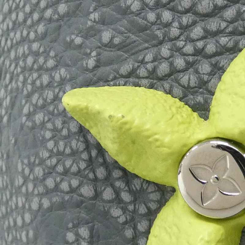 Túi đựng phụ kiện Louis Vuitton 2022AW M81572 - Hàng hiệu Chính hãng 769010