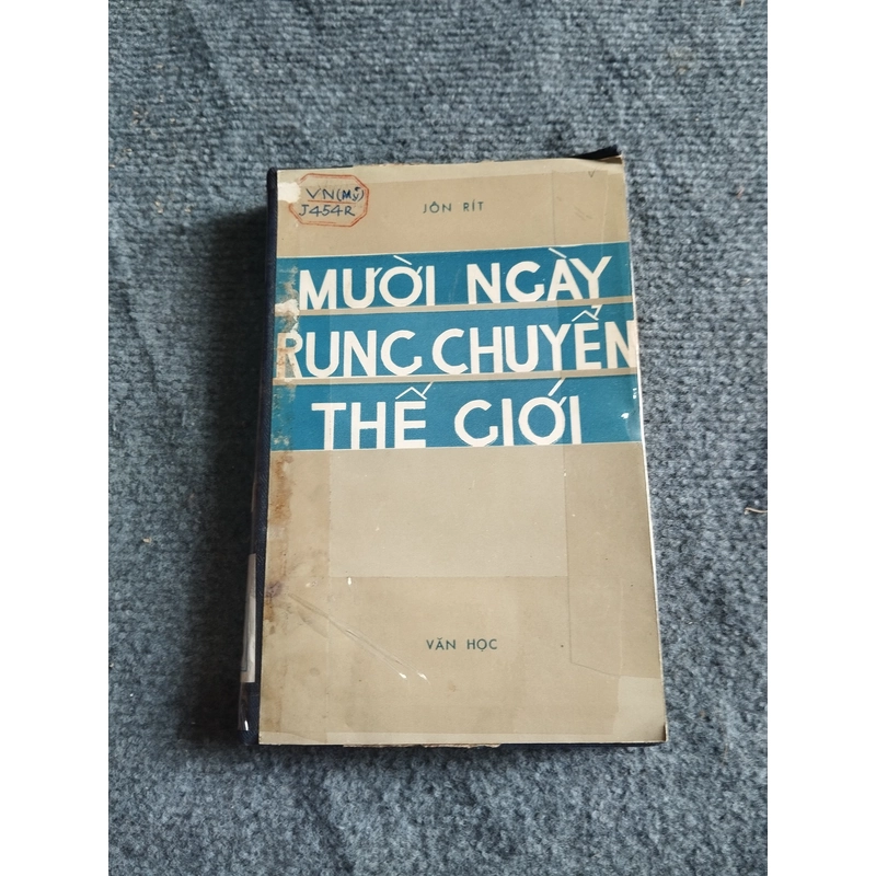 MƯỜI NGÀY RUNG CHUYỂN THẾ GIỚI 504896